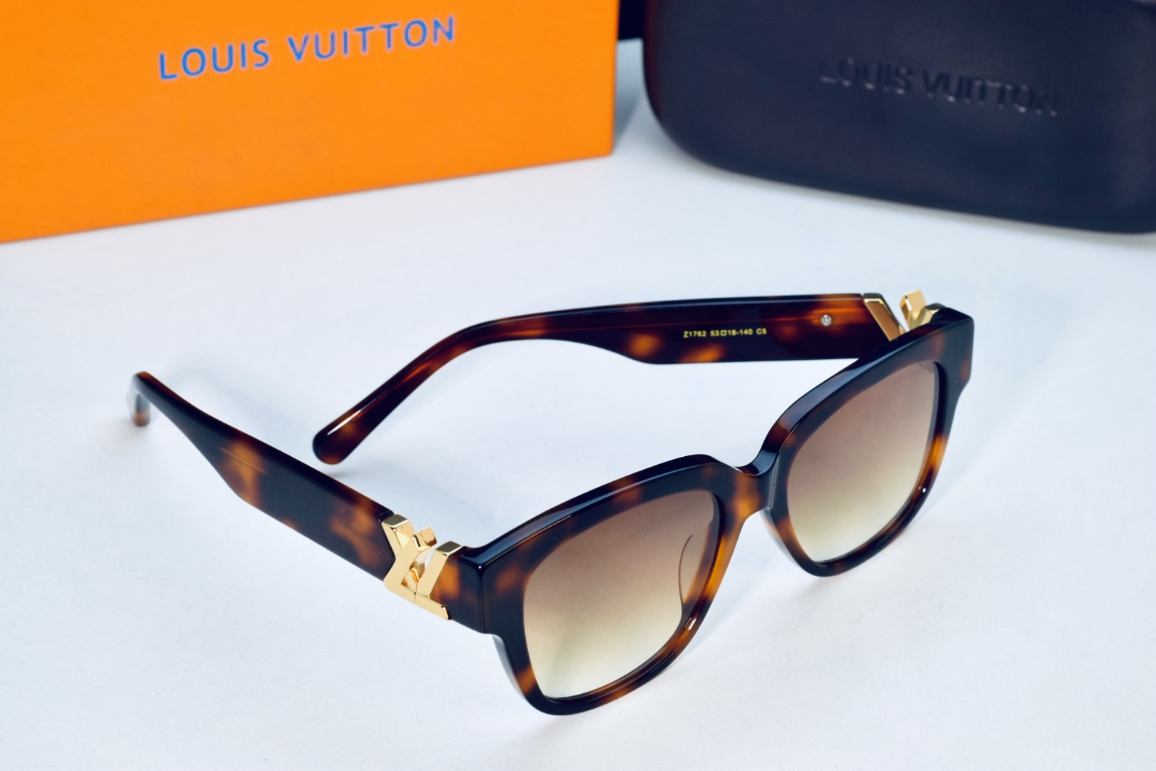 Lv ladies brown and black