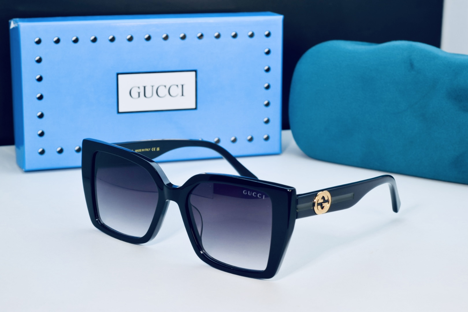 Gucci ladies b&b