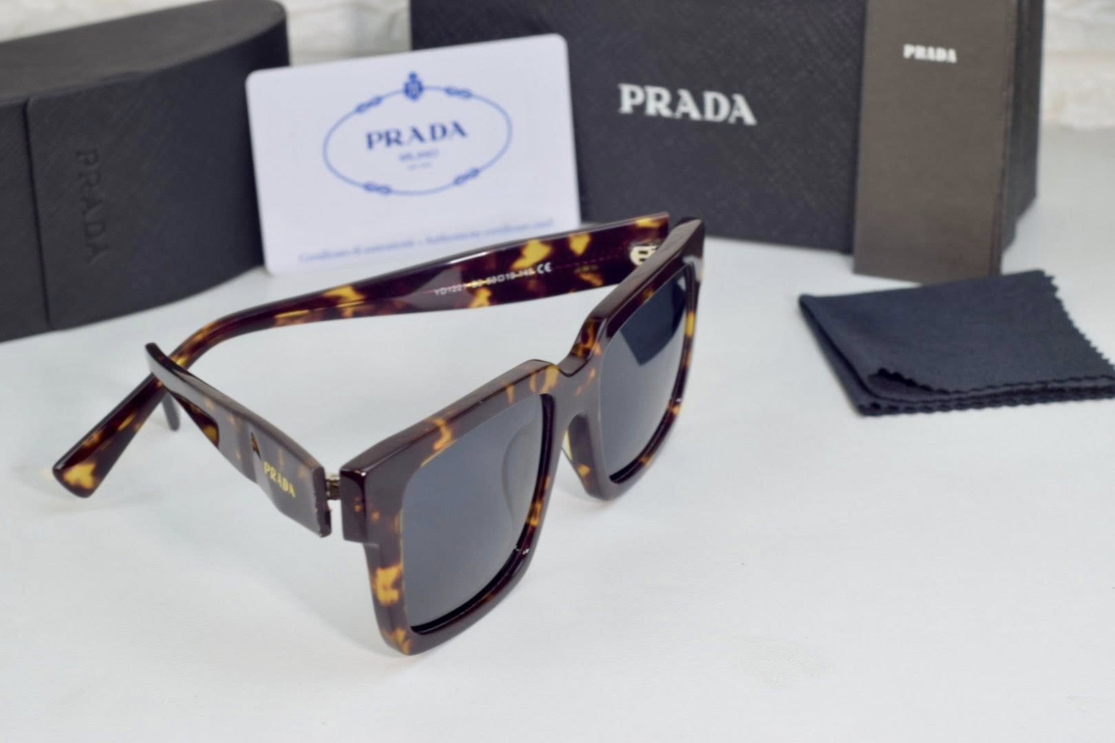 prada ladies