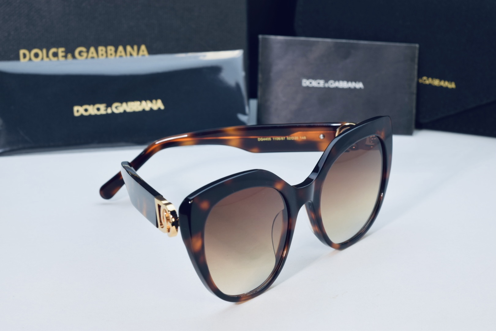 D&G ladies brown & black